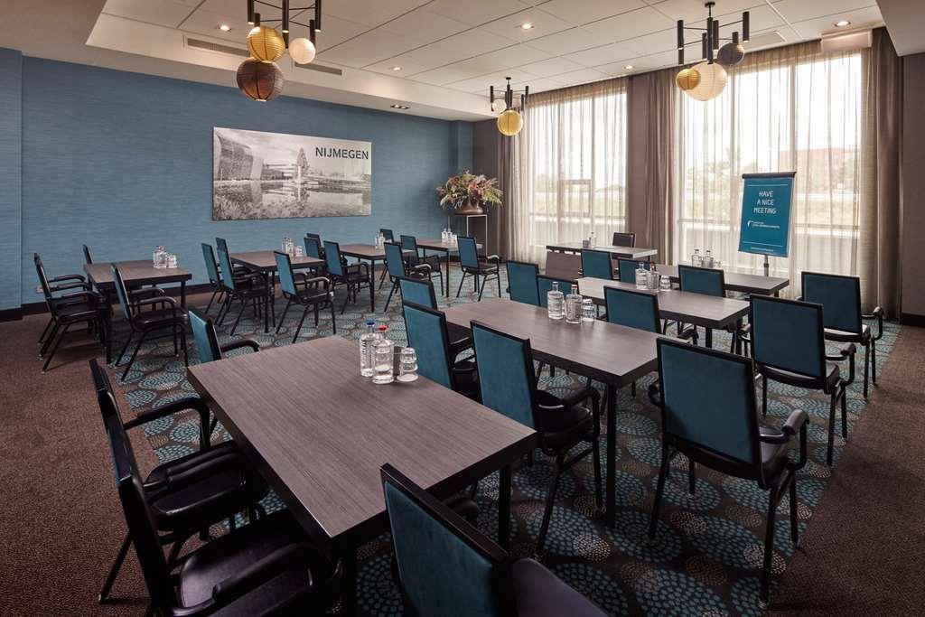 Van Der Valk Hotel Groningen-Hoogkerk Eelderwolde Einrichtungen foto